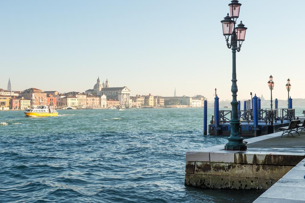 Residenza Giudecca Molino Stucky Apartment Венеция Стая снимка